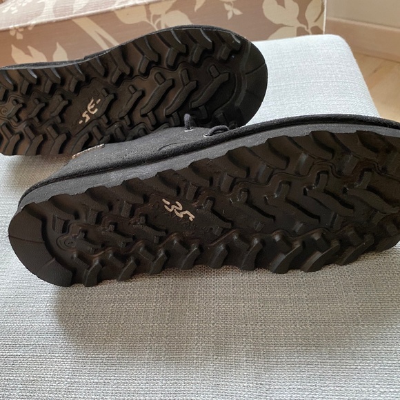 BearPaw Boots Shoes Black Womens Sz. 8 - Picture 3 of 5